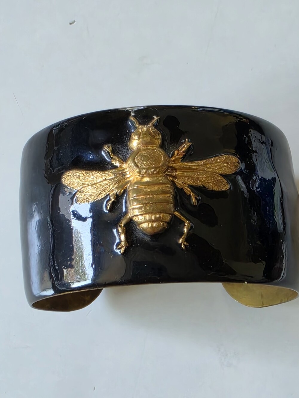 Vtg Bee Bangle Cuff Bracelet Black Enamel Brass Gold Tone Bug İnsect
